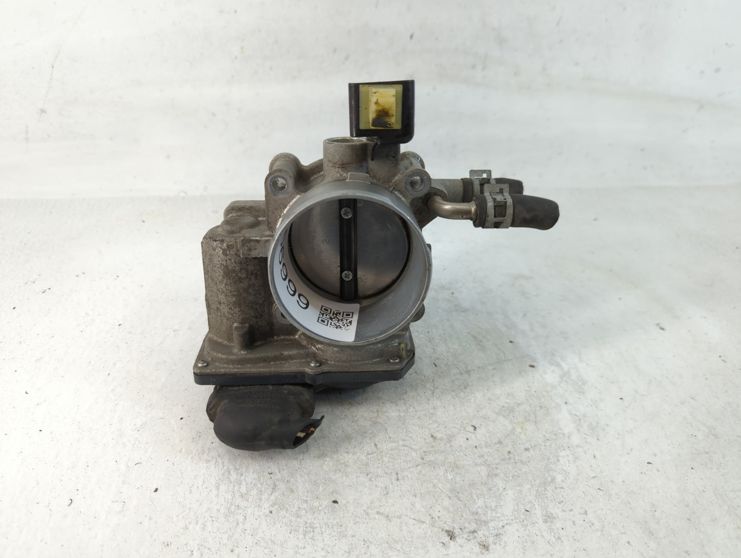 2010-2017 Toyota Camry Throttle Body P/N:22030-0V010 Fits Fits 2009 2010 2011 2012 2013 2014 2015 2016 2017 2018 2019 OEM Us