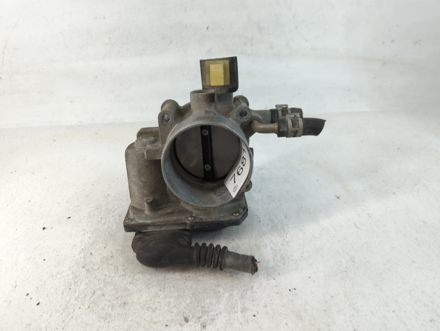 2010-2017 Toyota Camry Throttle Body P/N:22030-0V010 Fits Fits 2009 2010 2011 2012 2013 2014 2015 2016 2017 2018 2019 OEM Us