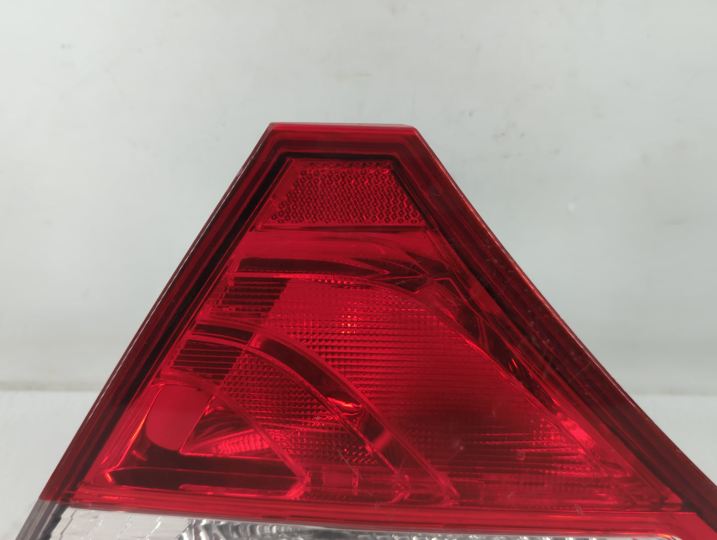 2015-2017 Toyota Camry Tail Light Assembly Passenger Right OEM P/N:945 235 Fits Fits 2015 2016 2017 OEM Used Auto Parts - Oe