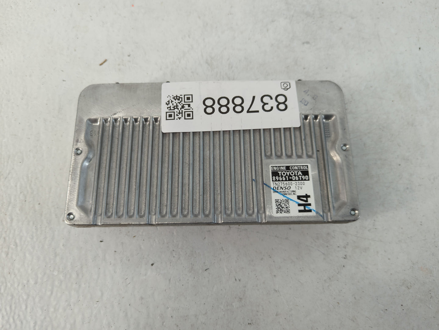 2015 Toyota Camry PCM Engine Control Computer ECU ECM PCU OEM P/N:89661-06T90 Fits OEM Used Auto Parts - Oemusedautoparts1.c
