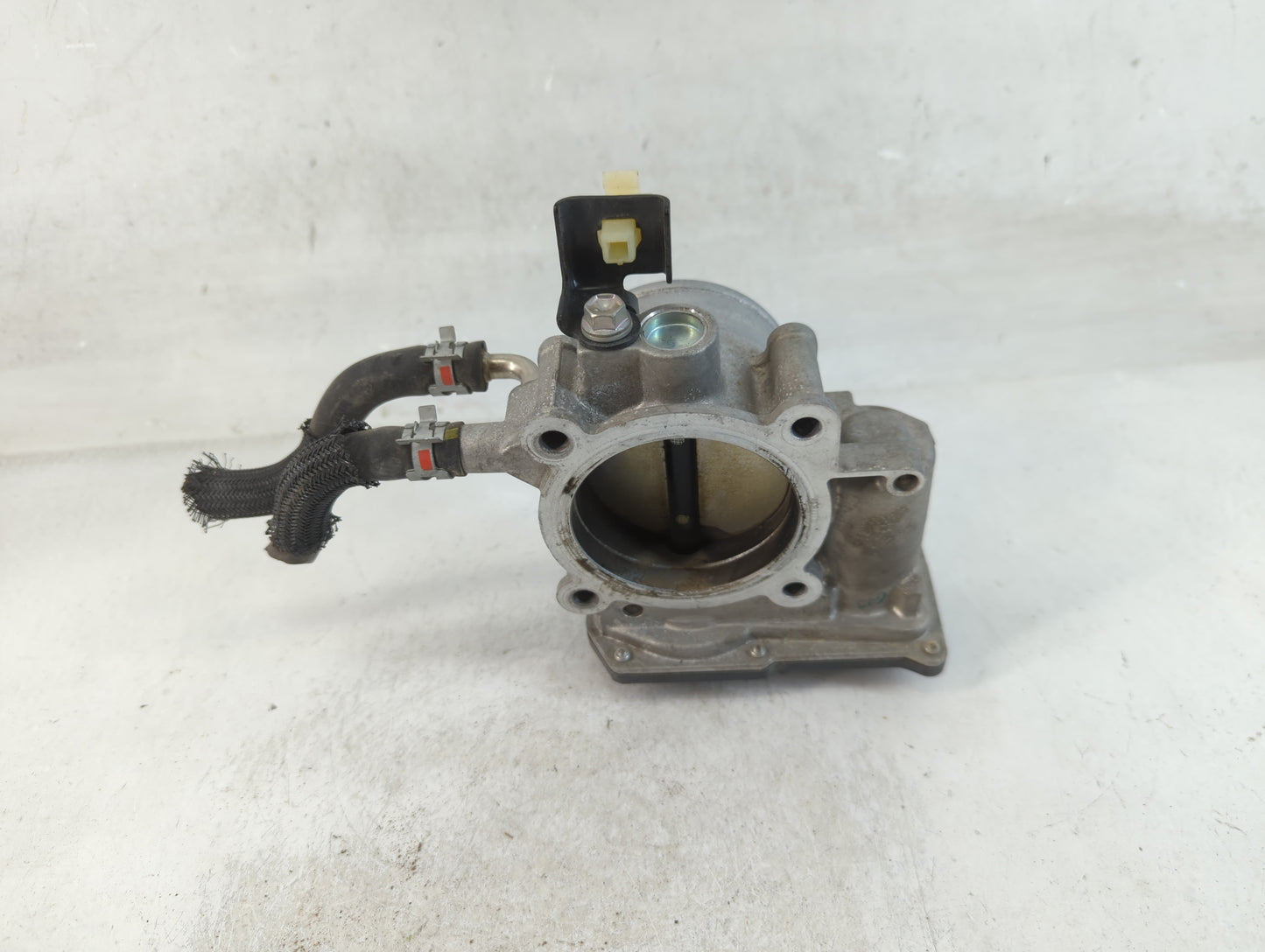 2010-2017 Toyota Camry Throttle Body P/N:22030-0V010 Fits Fits 2009 2010 2011 2012 2013 2014 2015 2016 2017 2018 2019 OEM Us