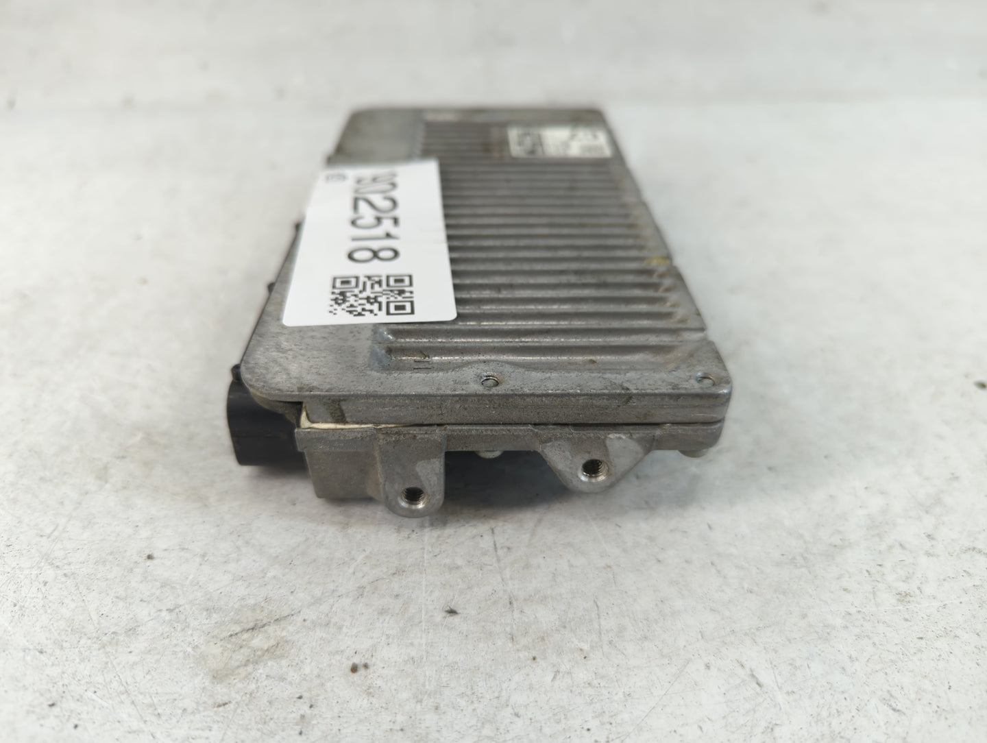 2015 Toyota Camry PCM Engine Control Computer ECU ECM PCU OEM P/N:TN275600-1730 89661-06T20 Fits OEM Used Auto Parts - Oemus