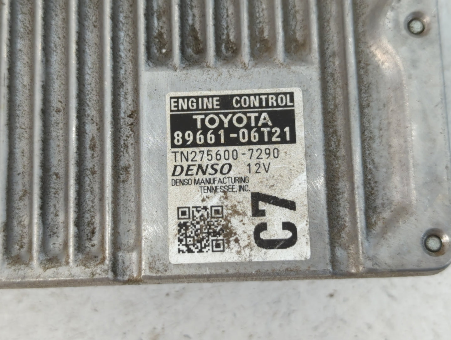 2015 Toyota Camry PCM Engine Control Computer ECU ECM PCU OEM P/N:TN275600-7290 89661-06T21 Fits OEM Used Auto Parts - Oemus