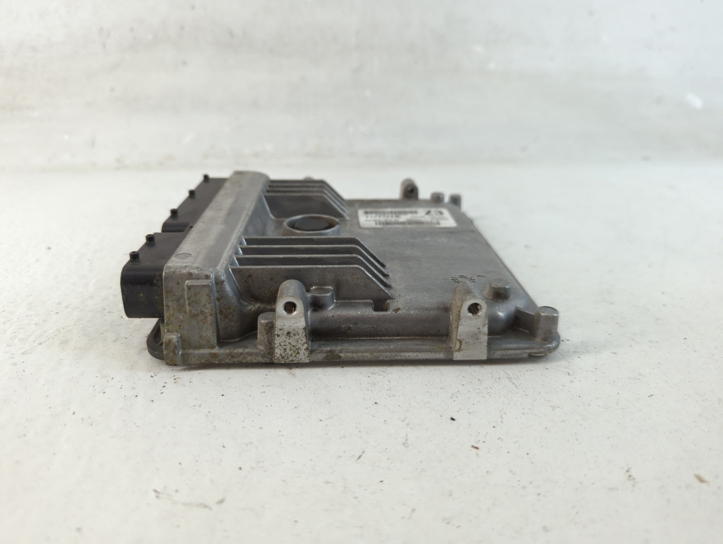 2015-2016 Toyota Corolla PCM Engine Control Computer ECU ECM PCU OEM P/N:89661-0Z630 Fits Fits 2015 2016 OEM Used Auto Parts
