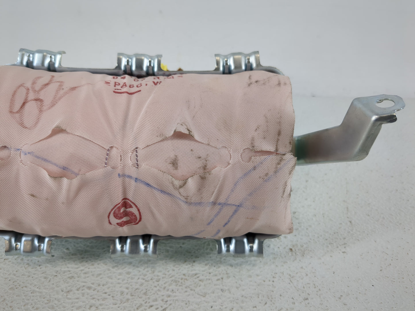 2014-2019 Toyota Corolla Air Bag Passenger Right Dashboard OEM P/N:075525814KU0 Fits Fits 2014 2015 2016 2017 2018 2019 OEM 