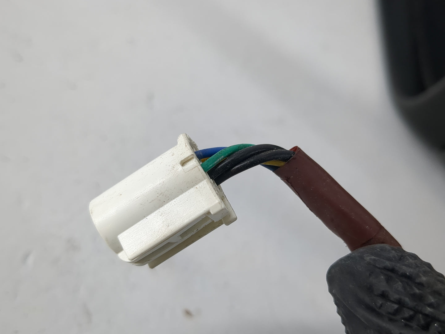2014-2019 Toyota Corolla Driver Side View Mirror - Left Door Mirror OEM Used - Oemusedautoparts1.com