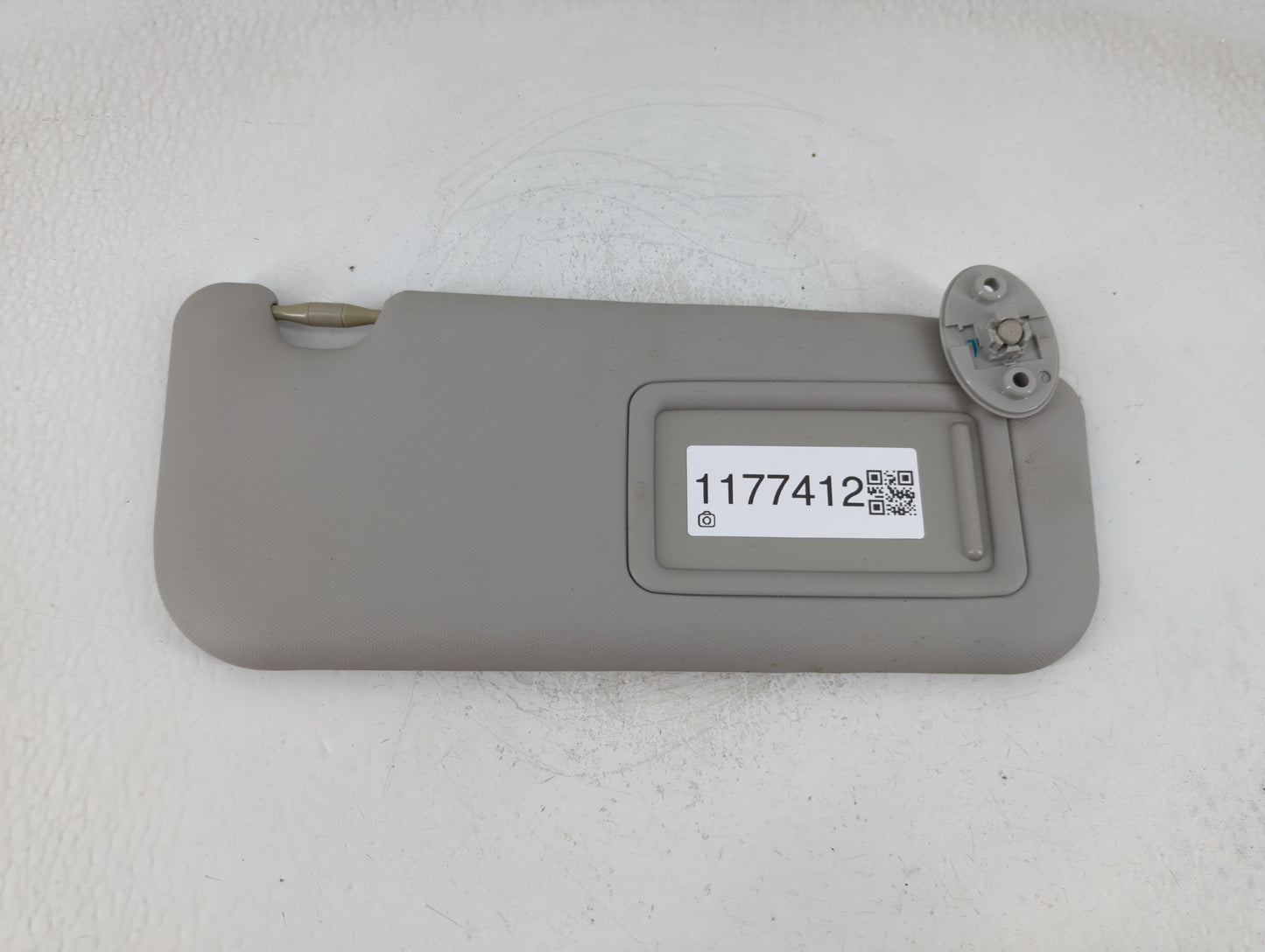 2014-2016 Toyota Corolla Sun Visor Shade Replacement Passenger Right Mirror Fits Fits 2014 2015 2016 OEM Used Auto Parts - O