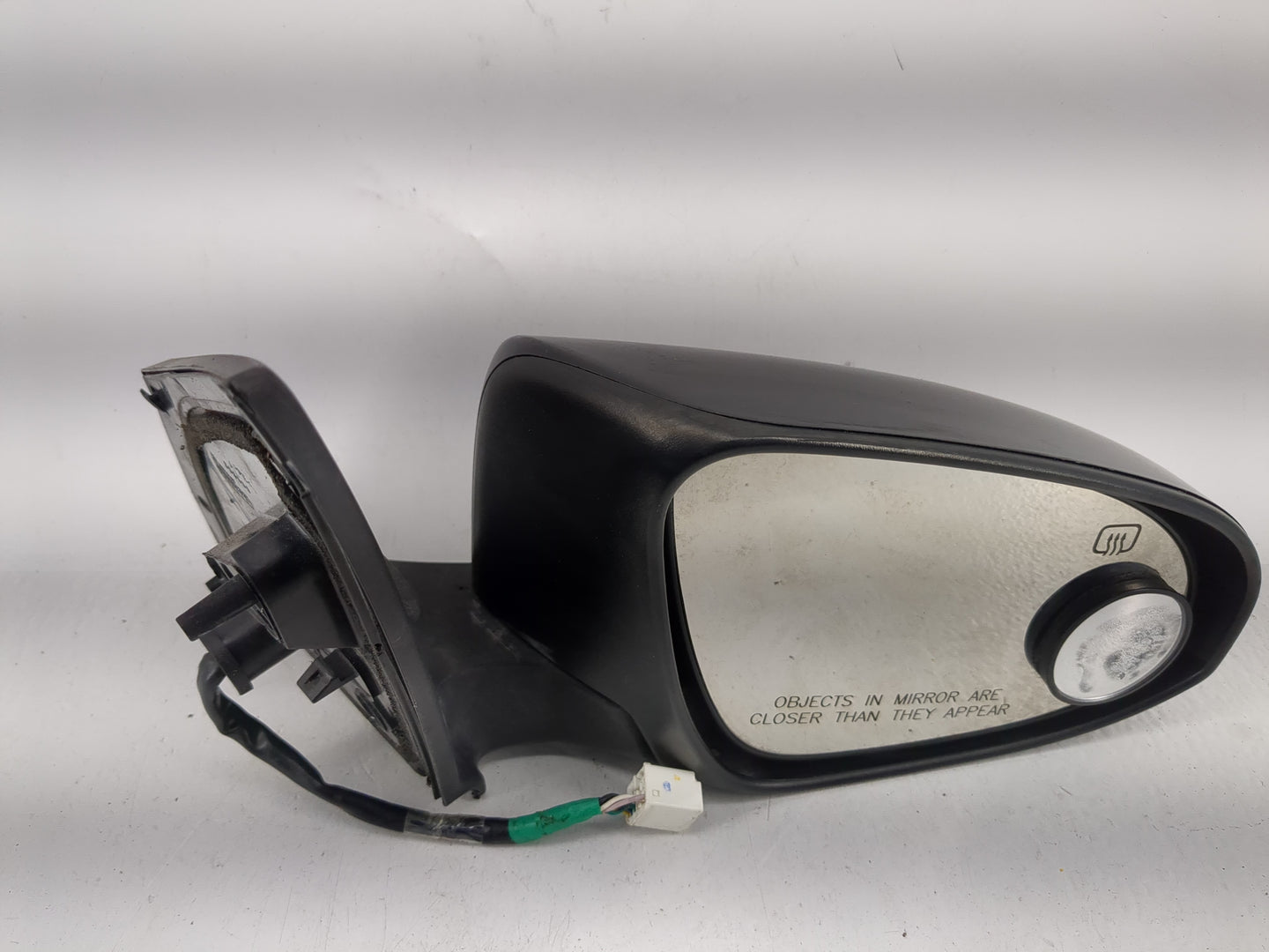 2014-2019 Toyota Corolla Passenger Side View Mirror - Right Door Mirror OEM Used - Oemusedautoparts1.com