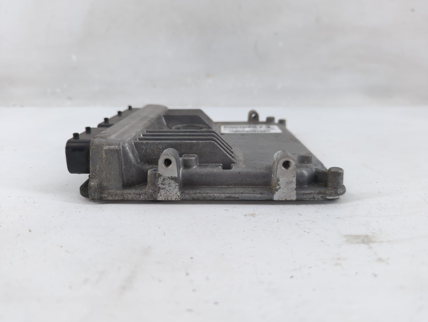 2015-2016 Toyota Corolla PCM Engine Control Computer ECU ECM PCU OEM P/N:89661-0Z630 Fits Fits 2015 2016 OEM Used Auto Parts