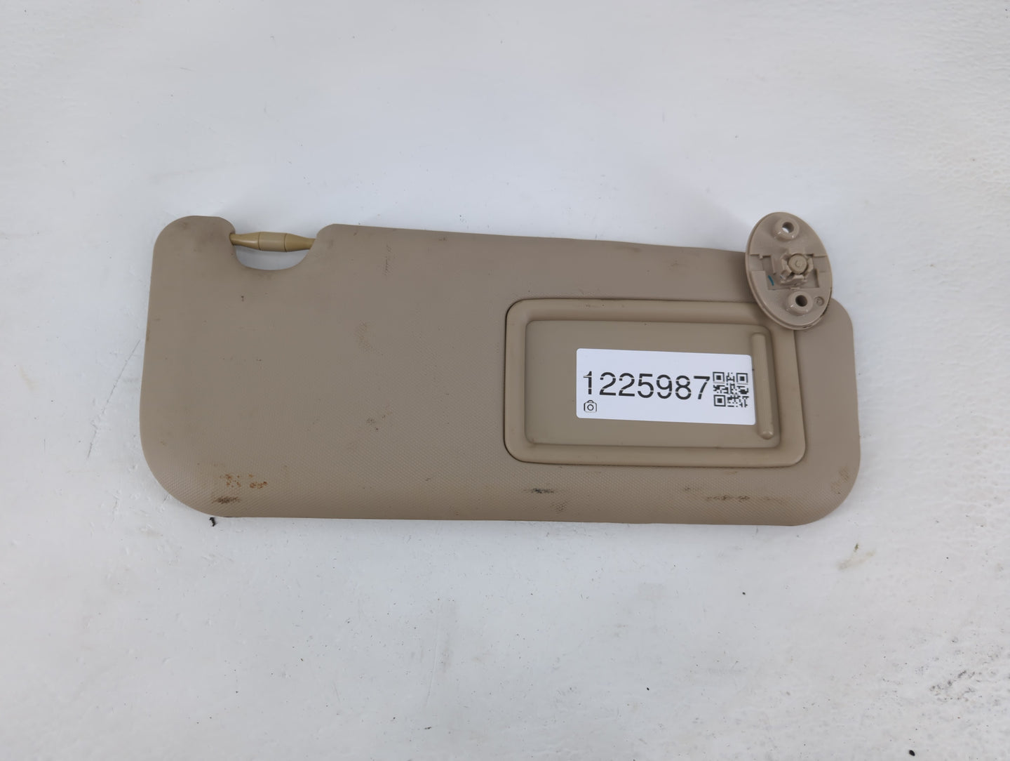 2014-2016 Toyota Corolla Sun Visor Shade Replacement Passenger Right Mirror Fits Fits 2014 2015 2016 OEM Used Auto Parts - O