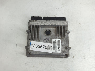2015-2016 Toyota Corolla PCM Engine Control Computer ECU ECM PCU OEM P/N:89661-0Z630 Fits Fits 2015 2016 OEM Used Auto Parts