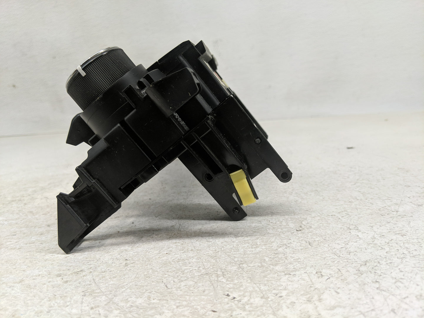 2015 Toyota Corolla Climate Control Module Temperature AC/Heater Replacement P/N:55900-06320 A2C96496100 Fits Fits 2016 2017