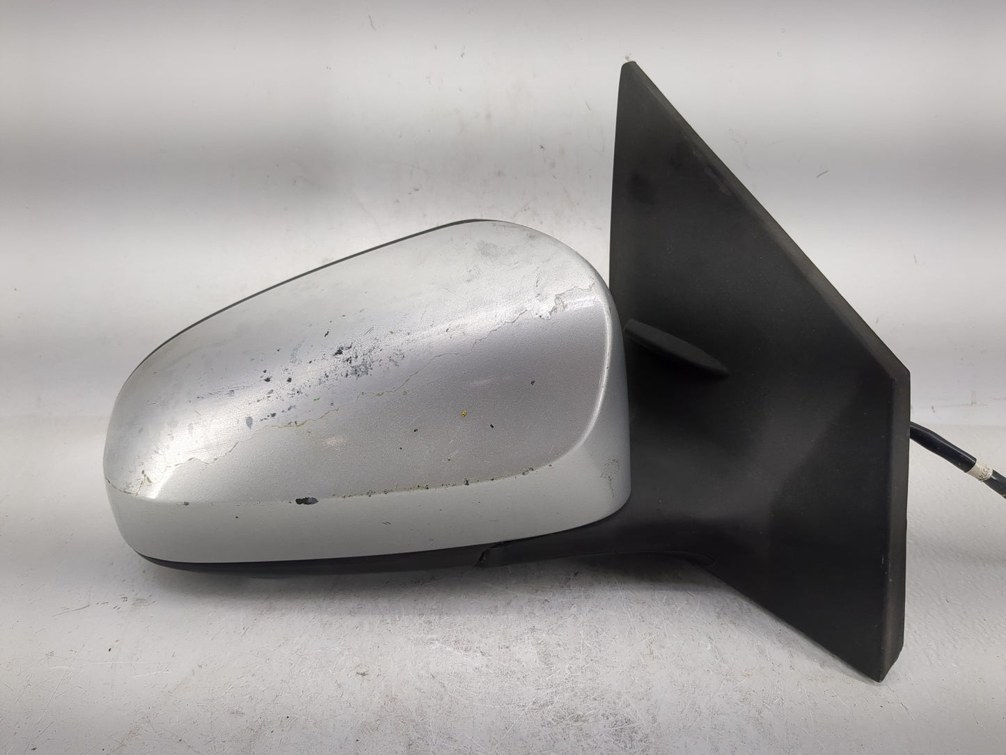 2014-2019 Toyota Corolla Passenger Side View Mirror - Right Door Mirror OEM Used - Oemusedautoparts1.com