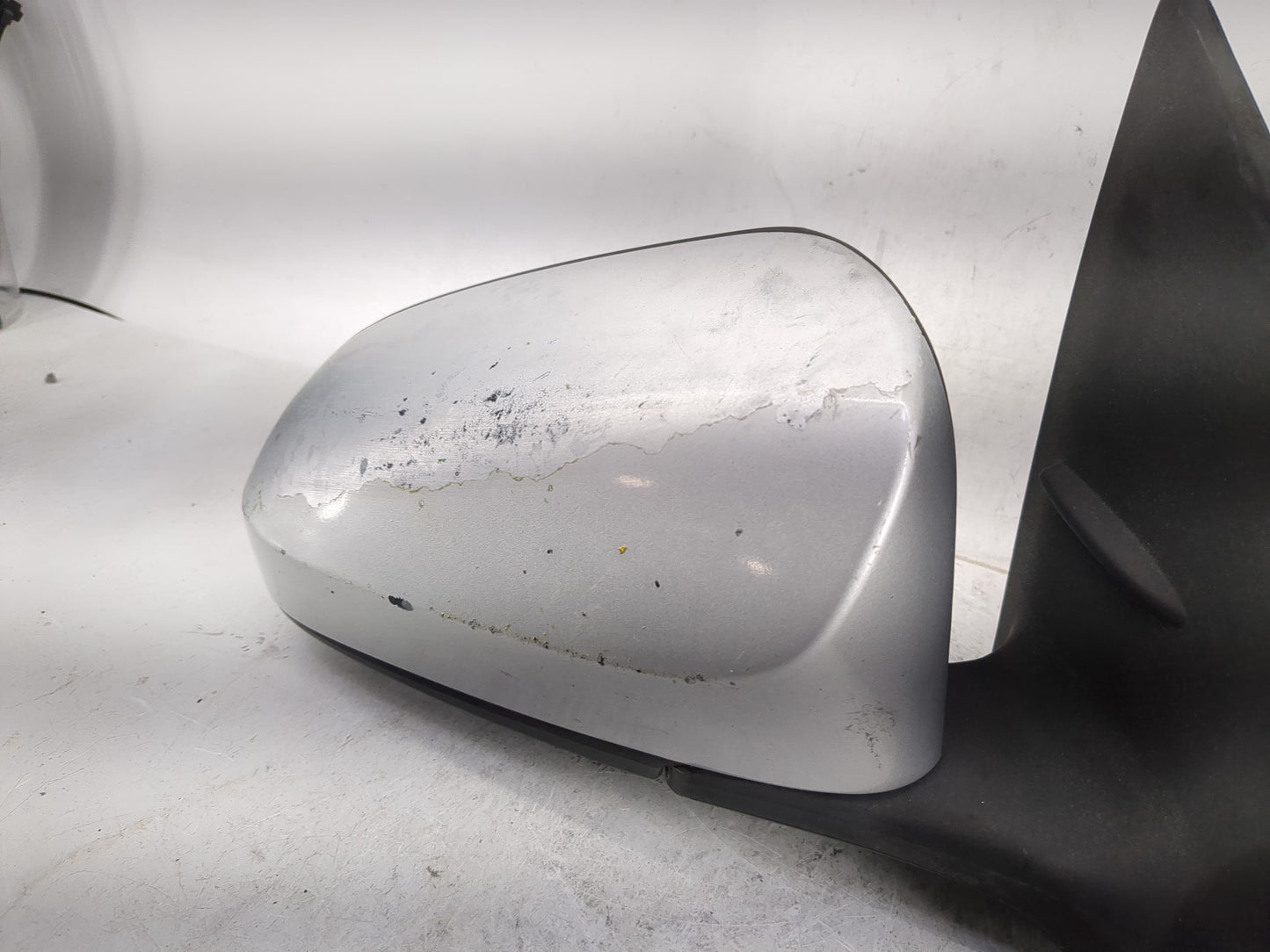 2014-2019 Toyota Corolla Passenger Side View Mirror - Right Door Mirror OEM Used - Oemusedautoparts1.com