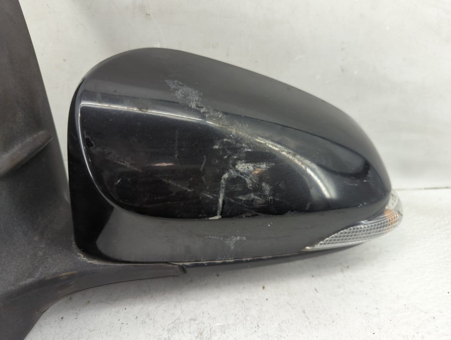 2014-2019 Toyota Corolla Driver Side View Mirror - Left Door Mirror OEM Used - Oemusedautoparts1.com