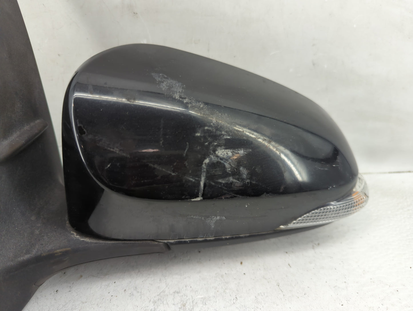 2014-2019 Toyota Corolla Driver Side View Mirror - Left Door Mirror OEM Used - Oemusedautoparts1.com