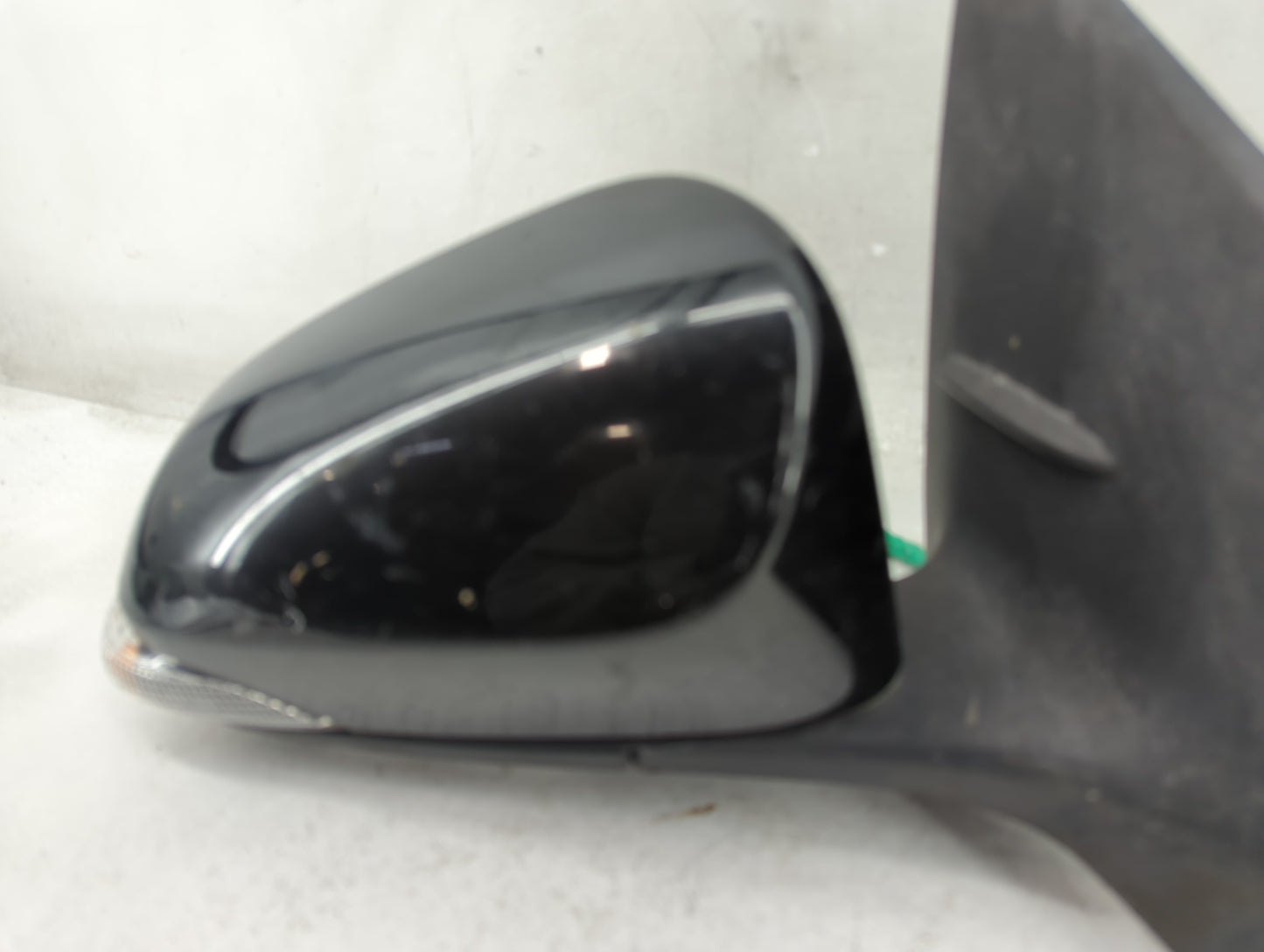 2014-2019 Toyota Corolla Passenger Side View Mirror - Right Door Mirror OEM Used - Oemusedautoparts1.com