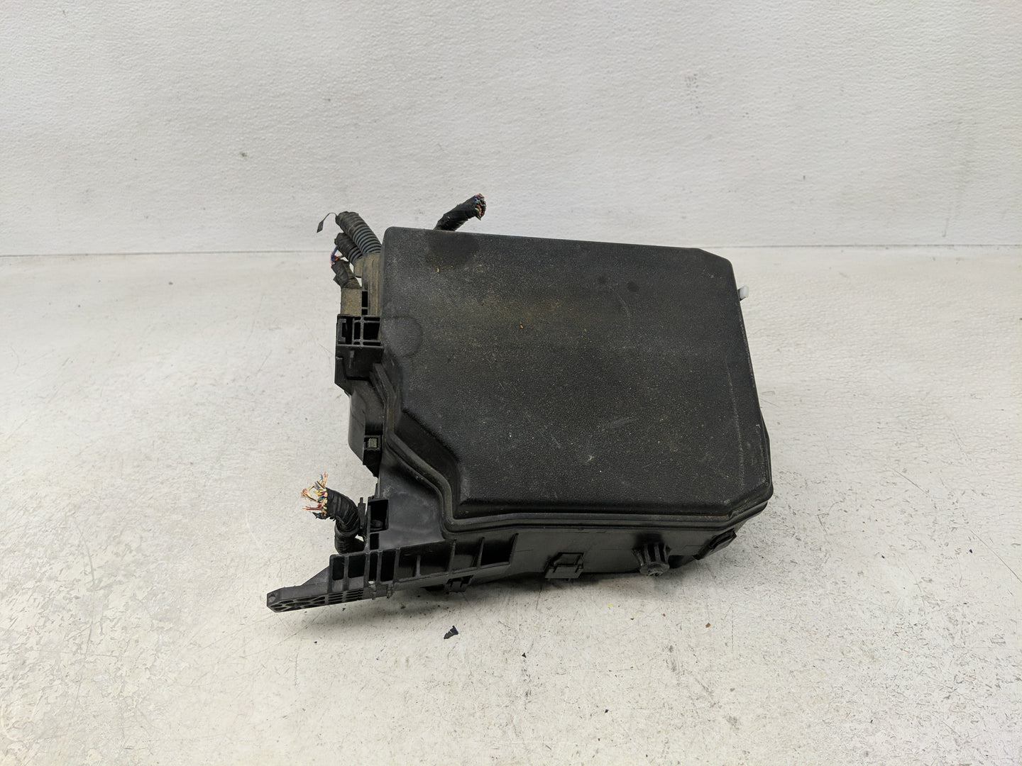 2014-2019 Toyota Corolla Fusebox Fuse Box Panel Relay Module P/N:82662-02660 Fits Fits 2014 2015 2016 2017 2018 2019 OEM Use