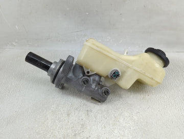 2014-2019 Toyota Corolla Brake Master Cylinder - Oemusedautoparts1.com