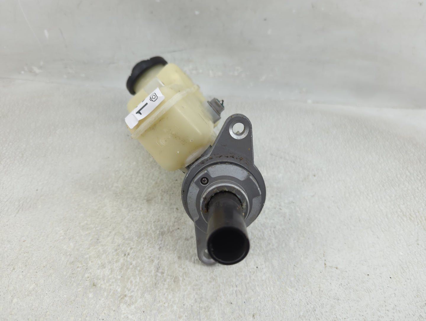 2014-2019 Toyota Corolla Brake Master Cylinder 1311300 - Oemusedautoparts1.com