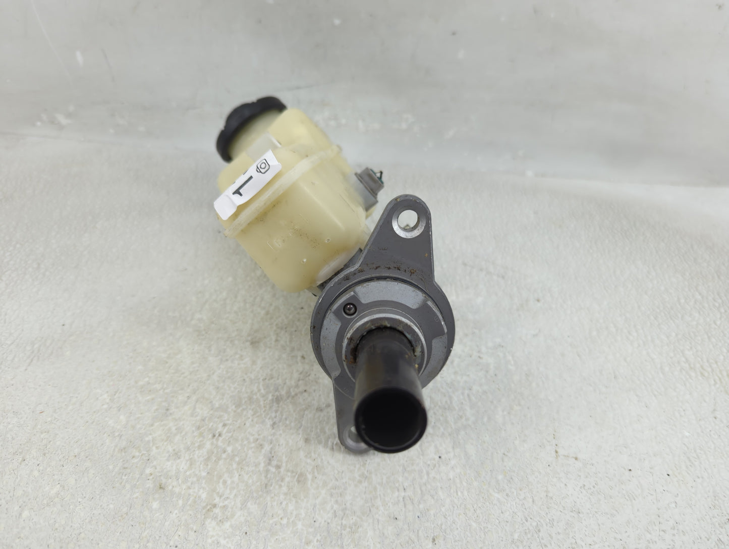 2014-2019 Toyota Corolla Brake Master Cylinder 1311300 - Oemusedautoparts1.com