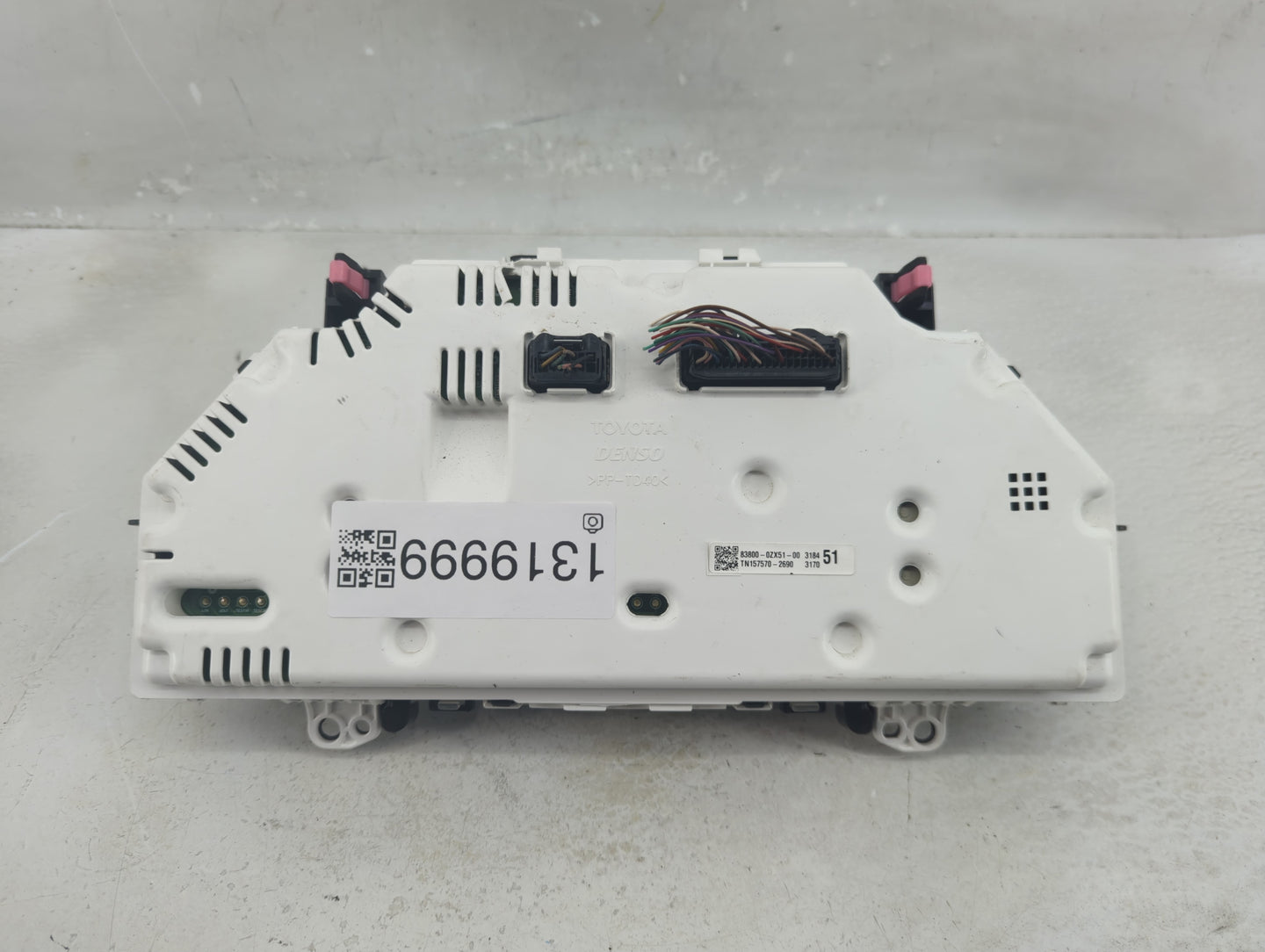 2014-2016 Toyota Corolla Instrument Cluster Speedometer Gauges P/N:TN157570-2690 83800-0ZX51-00 Fits Fits 2014 2015 2016 OEM