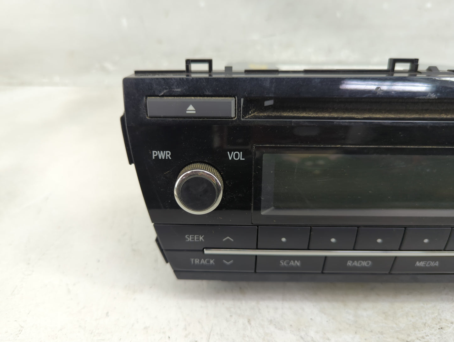 2014-2016 Toyota Corolla Radio AM FM Cd Player Receiver Replacement P/N:86120-02F60 Fits Fits 2014 2015 2016 OEM Used Auto P