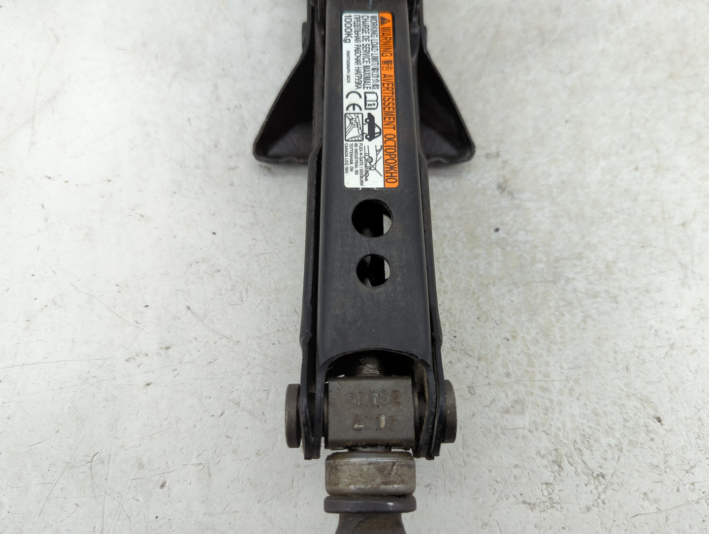 2015 Toyota Corolla Spare Scissor Car Jack 1409660 - Oemusedautoparts1.com