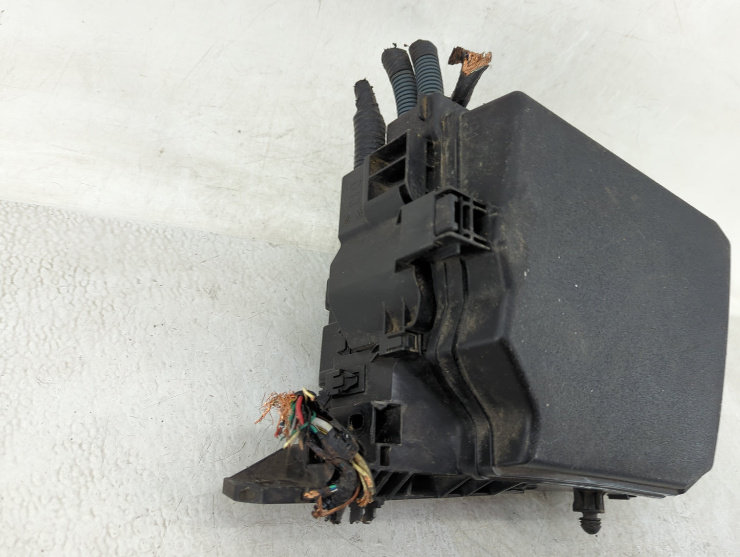 2014-2019 Toyota Corolla Fusebox Fuse Box Panel Relay Module Fits Fits 2014 2015 2016 2017 2018 2019 OEM Used Auto Parts - O