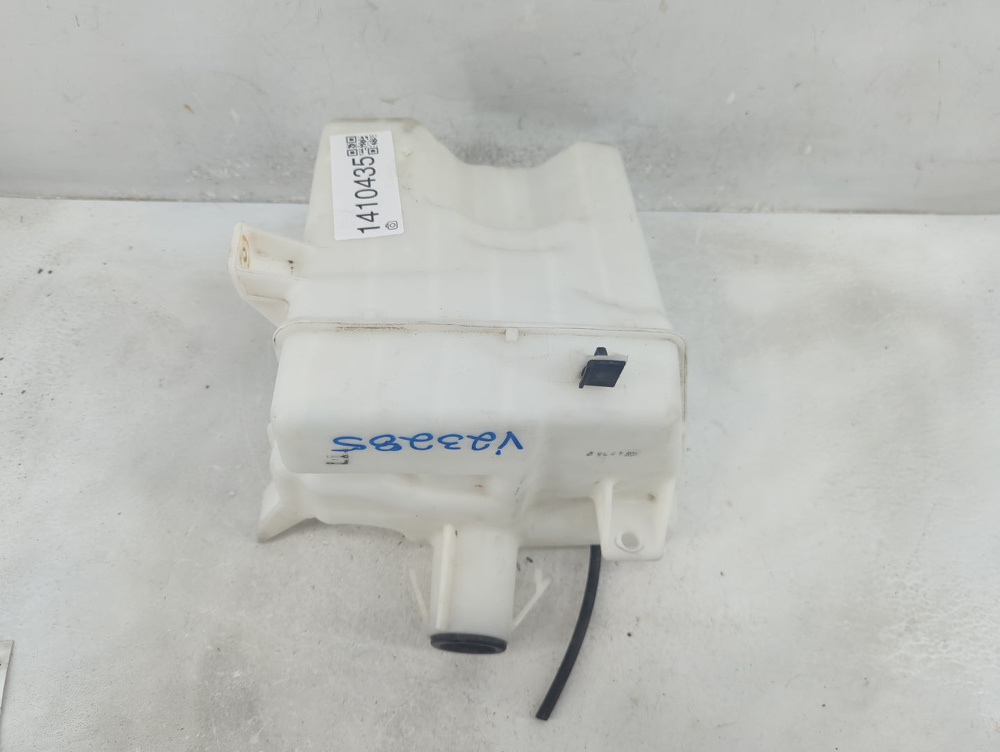 2014-2019 Toyota Corolla Windshield Washer Fluid Reservoir Bottle Oem - Oemusedautoparts1.com