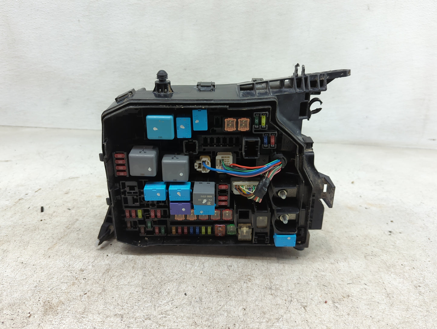 2014-2019 Toyota Corolla Fusebox Fuse Box Panel Relay Module P/N:82662-02660 Fits Fits 2014 2015 2016 2017 2018 2019 OEM Use