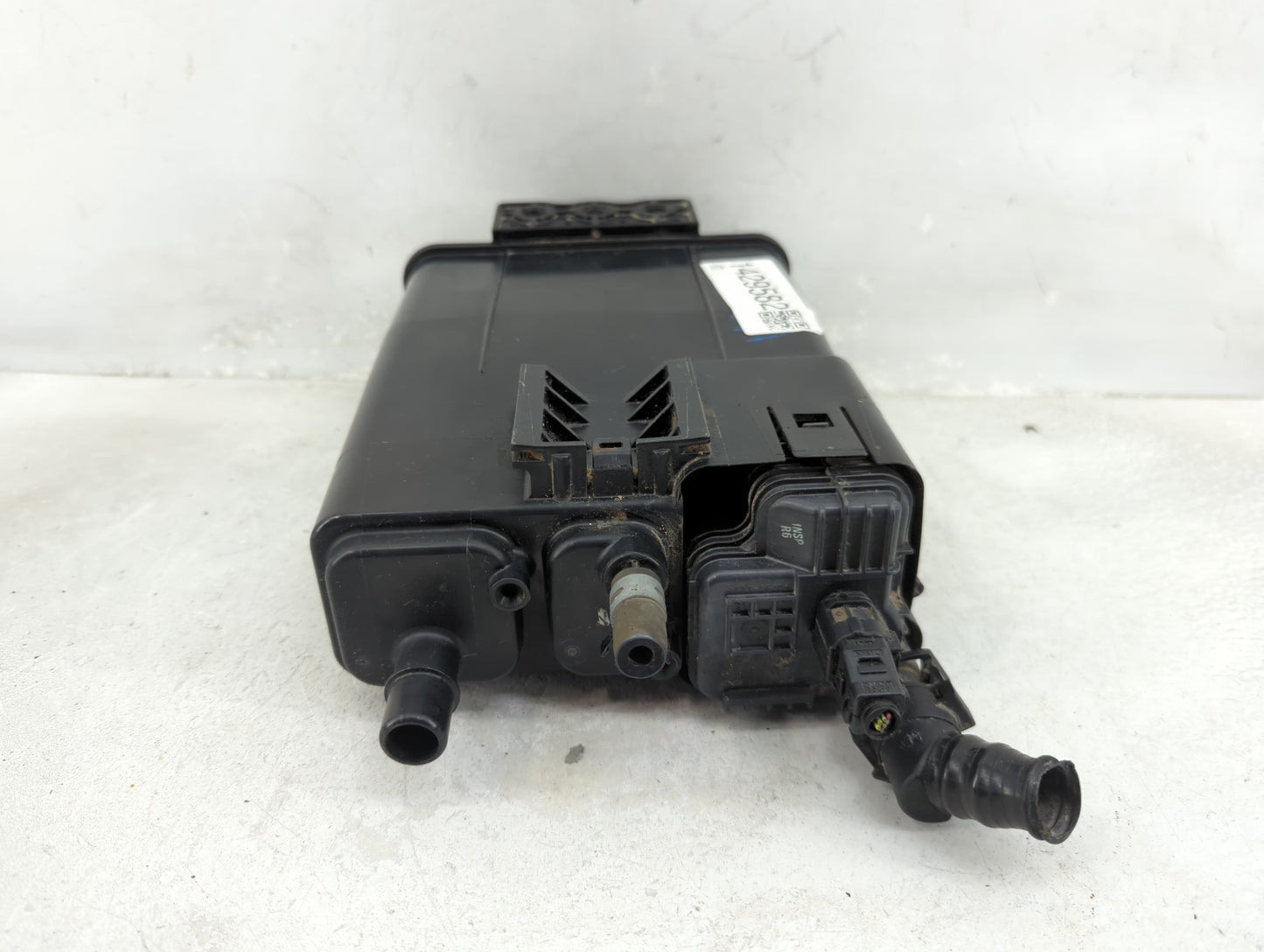 2015 Toyota Corolla Fuel Vapor Charcoal Canister 1429582 - Oemusedautoparts1.com