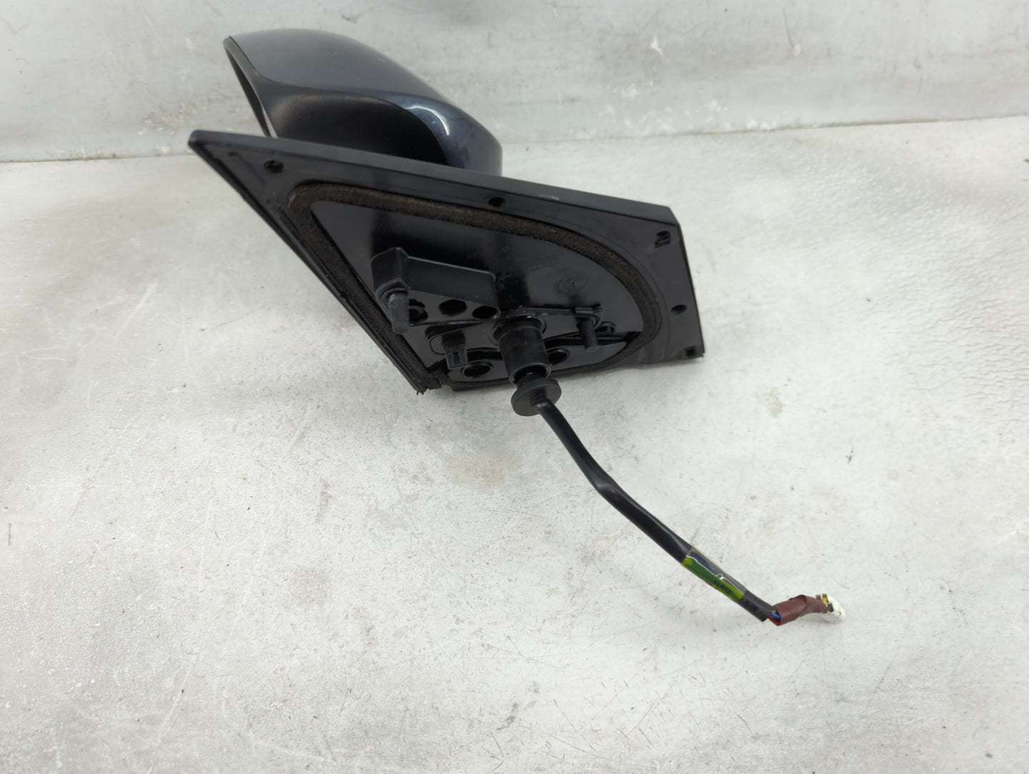 2014-2019 Toyota Corolla Driver Side View Mirror - Left Door Mirror OEM Used - Oemusedautoparts1.com