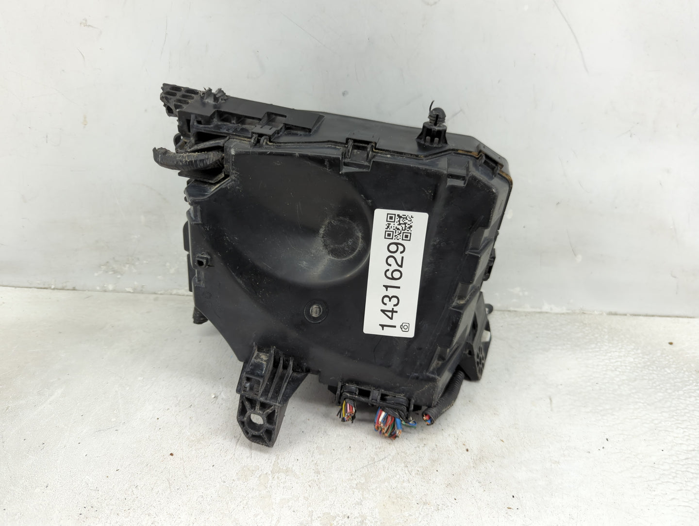 2014-2019 Toyota Corolla Fusebox Fuse Box Panel Relay Module Fits Fits 2014 2015 2016 2017 2018 2019 OEM Used Auto Parts - O