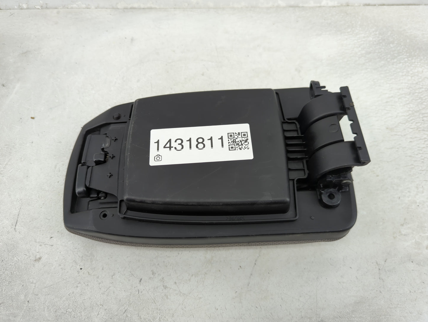 2015 Toyota Corolla Center Console Armrest Cover Lid P/N:58961-02090 Fits OEM Used Auto Parts - Oemusedautoparts1.com