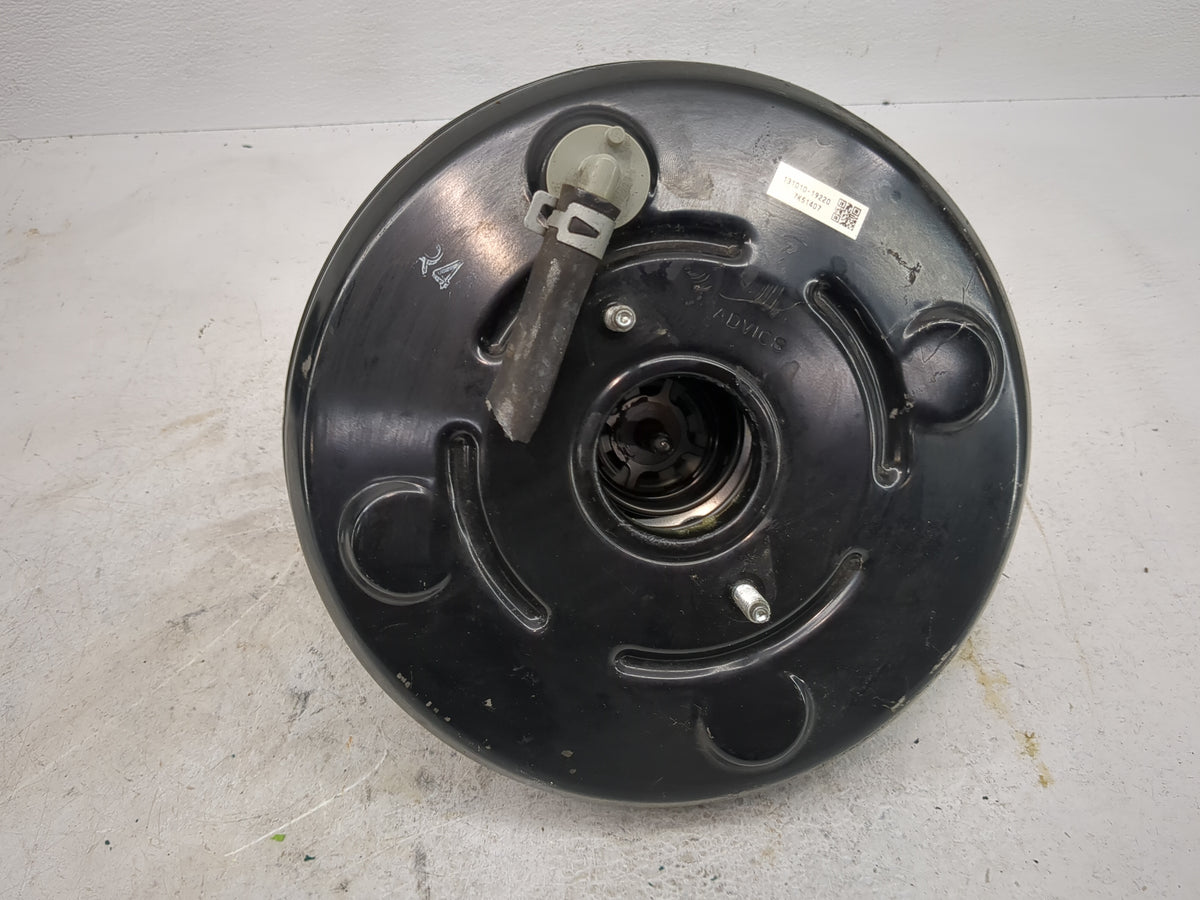2015 Toyota Corolla Power Brake Booster Oem - Oemusedautoparts1.com