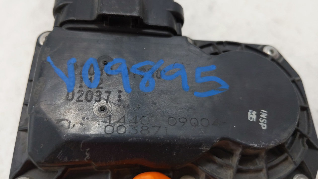 2011-2018 Toyota Corolla Throttle Body P/N:22030-0T080 Fits Fits 2011 2012 2013 2014 2015 2016 2017 2018 OEM Used Auto Parts