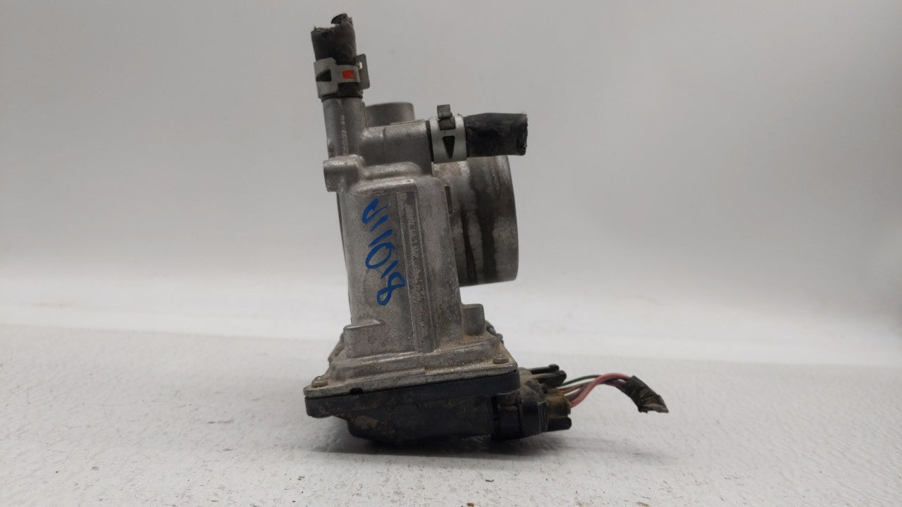 2011-2018 Toyota Corolla Throttle Body P/N:22030-0T080 Fits Fits 2011 2012 2013 2014 2015 2016 2017 2018 OEM Used Auto Parts