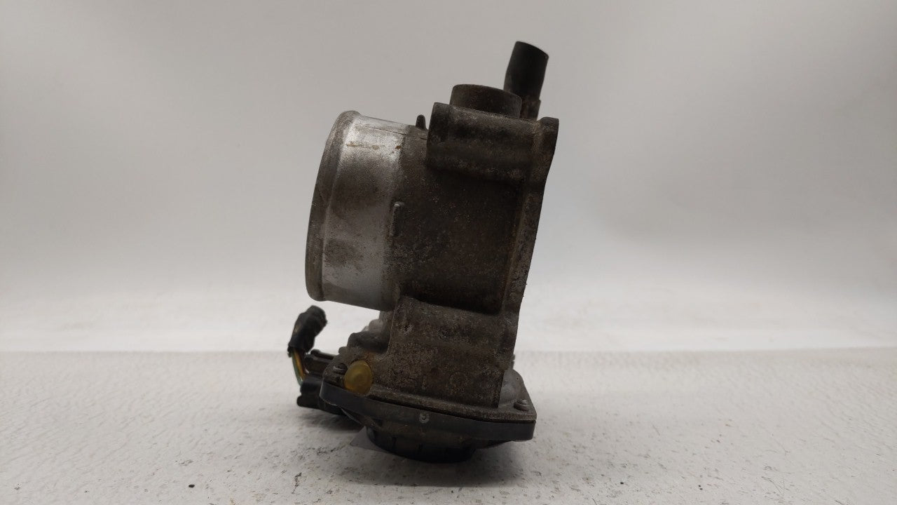 2011-2018 Toyota Corolla Throttle Body P/N:22030-0T080 Fits Fits 2011 2012 2013 2014 2015 2016 2017 2018 OEM Used Auto Parts