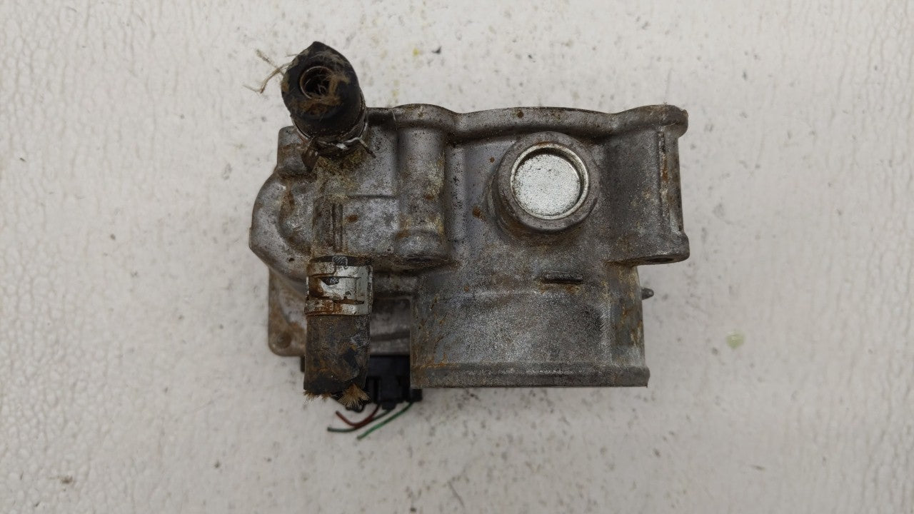 2011-2018 Toyota Corolla Throttle Body P/N:22030-0T080 Fits Fits 2011 2012 2013 2014 2015 2016 2017 2018 OEM Used Auto Parts