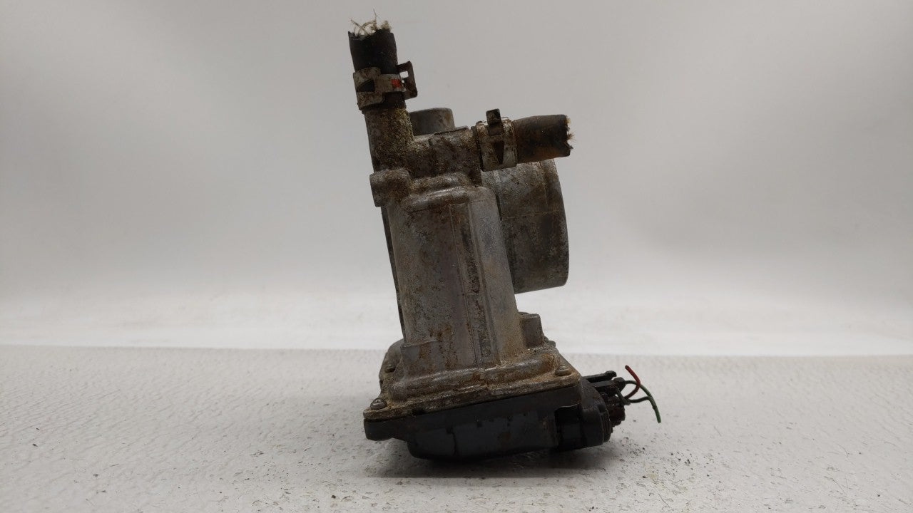 2011-2018 Toyota Corolla Throttle Body P/N:22030-0T080 Fits Fits 2011 2012 2013 2014 2015 2016 2017 2018 OEM Used Auto Parts