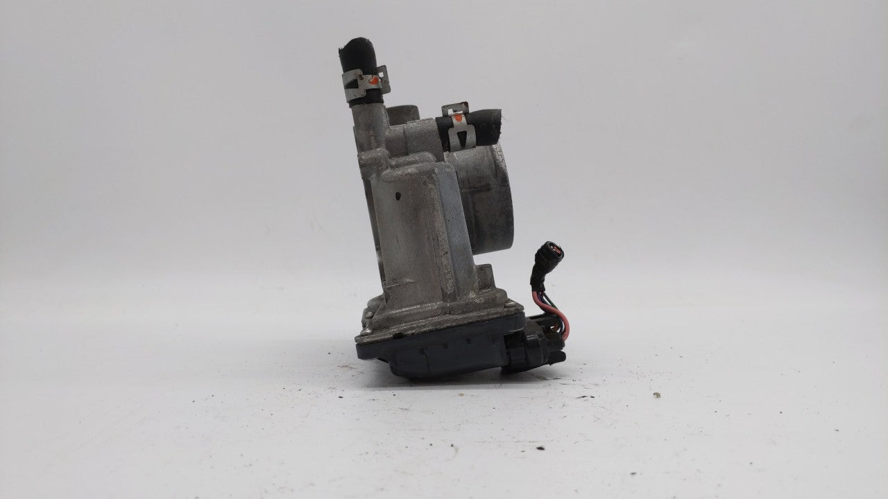 2011-2018 Toyota Corolla Throttle Body P/N:22030-0T080 Fits Fits 2011 2012 2013 2014 2015 2016 2017 2018 OEM Used Auto Parts