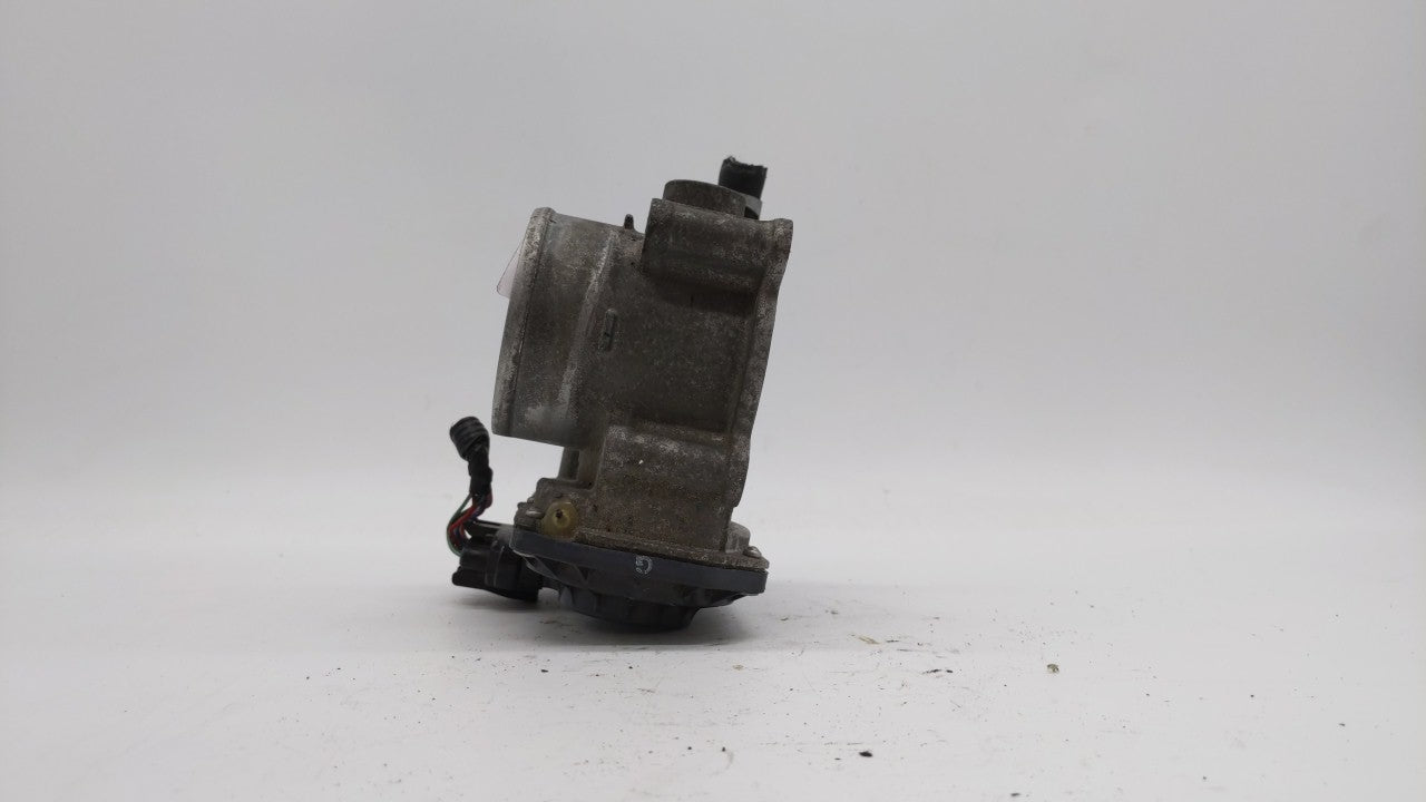 2011-2018 Toyota Corolla Throttle Body P/N:22030-0T080 Fits Fits 2011 2012 2013 2014 2015 2016 2017 2018 OEM Used Auto Parts