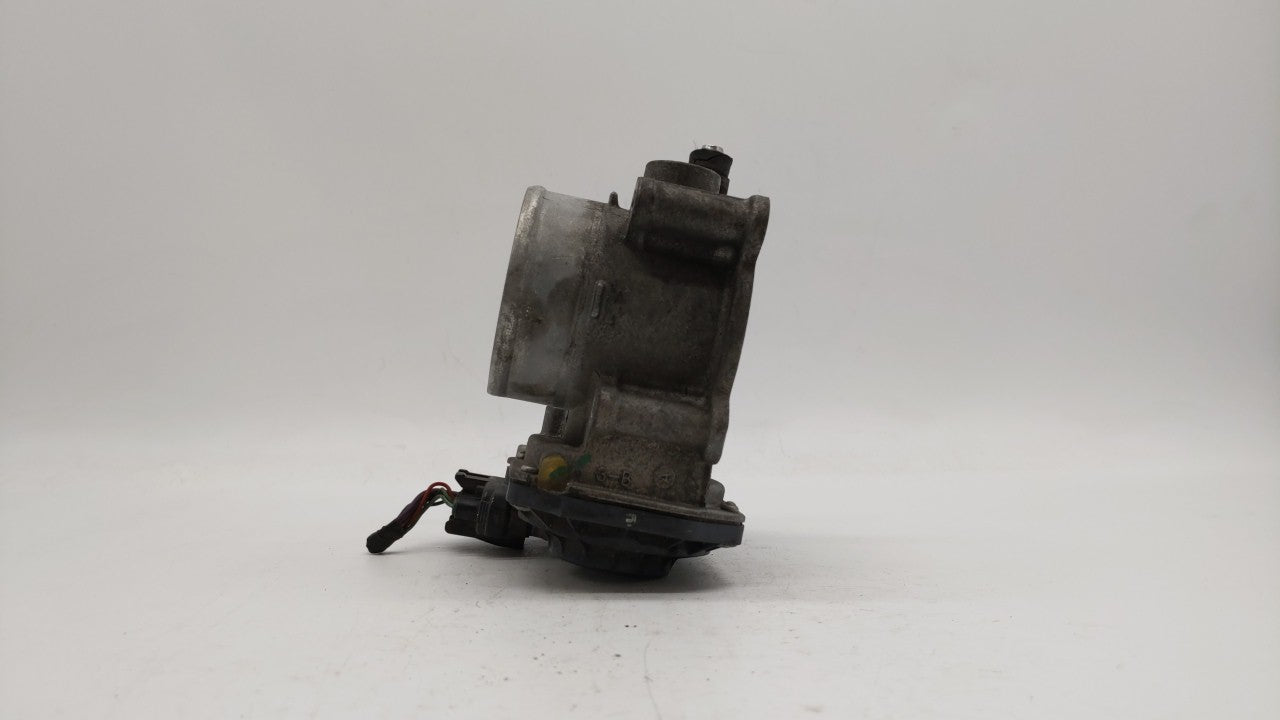 2011-2019 Toyota Corolla Throttle Body P/N:22030-0T080 Fits Fits 2011 2012 2013 2014 2015 2016 2017 2018 2019 OEM Used Auto 
