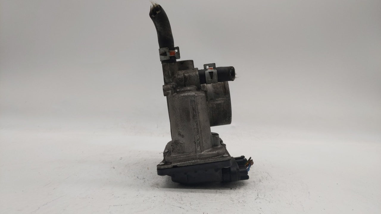 2011-2018 Toyota Corolla Throttle Body P/N:22030-0T080 Fits Fits 2011 2012 2013 2014 2015 2016 2017 2018 OEM Used Auto Parts