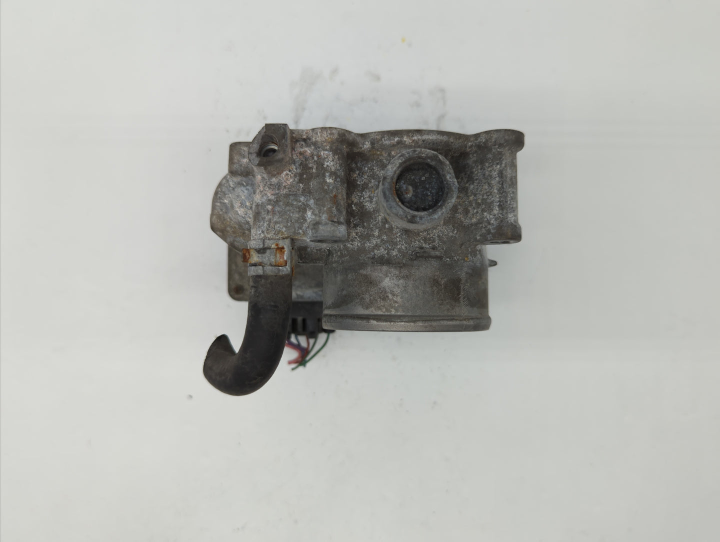 2011-2018 Toyota Corolla Throttle Body P/N:22030-0T080 Fits Fits 2011 2012 2013 2014 2015 2016 2017 2018 OEM Used Auto Parts