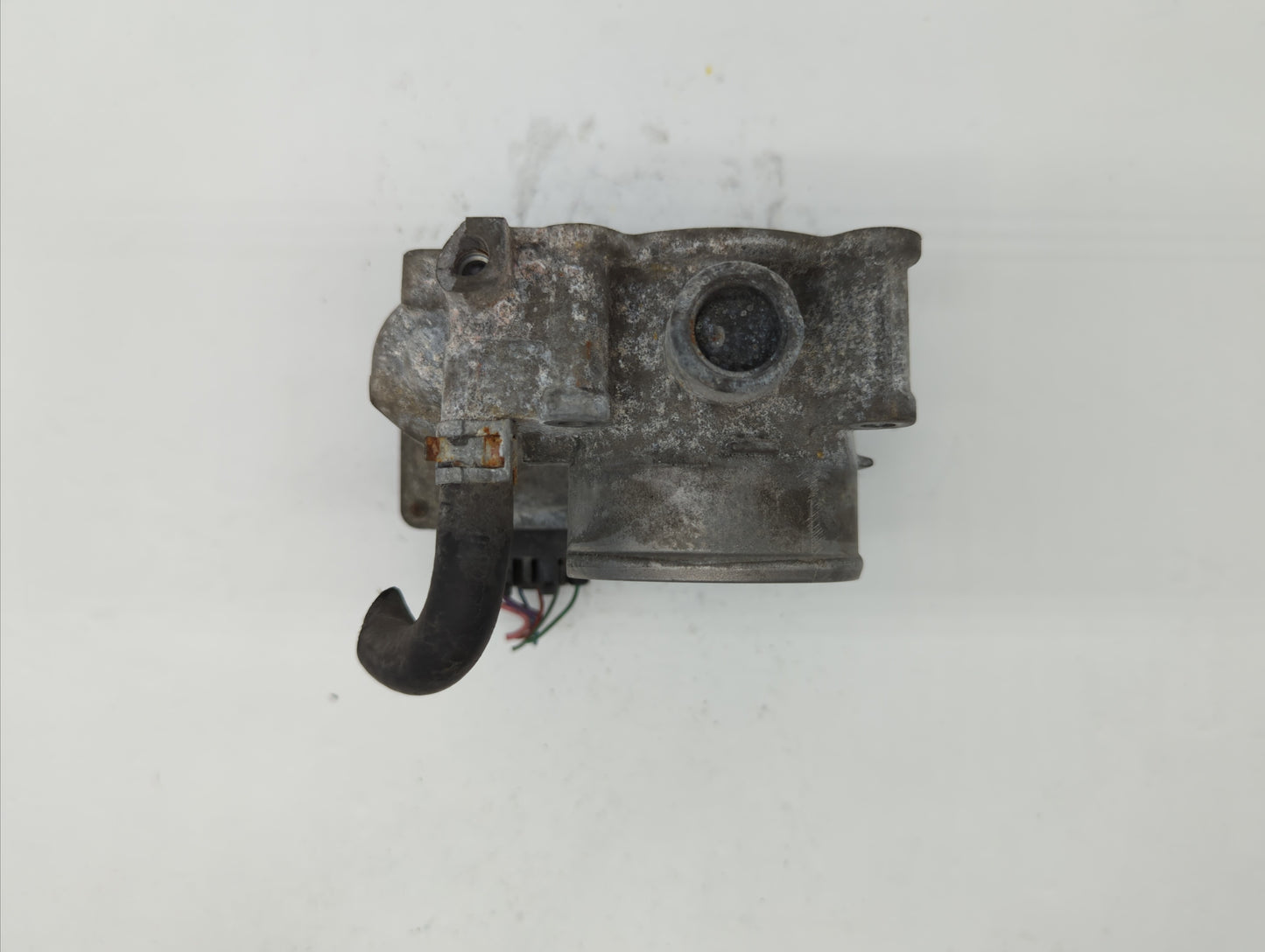 2011-2018 Toyota Corolla Throttle Body P/N:22030-0T080 Fits Fits 2011 2012 2013 2014 2015 2016 2017 2018 OEM Used Auto Parts