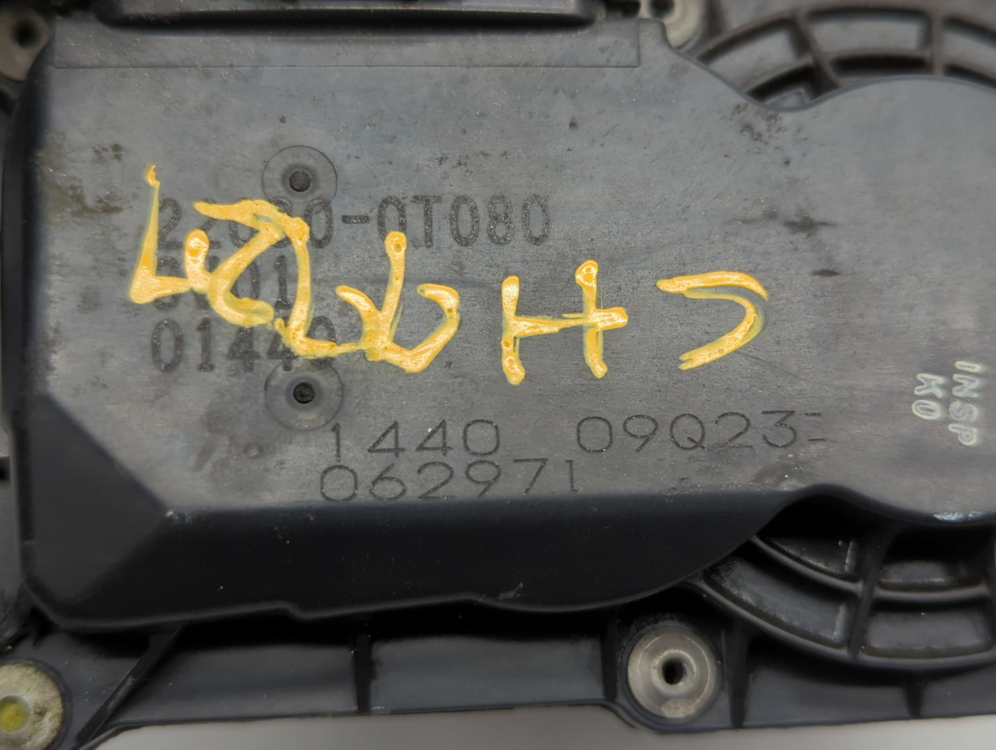 2011-2018 Toyota Corolla Throttle Body P/N:22030-0T080 Fits Fits 2011 2012 2013 2014 2015 2016 2017 2018 OEM Used Auto Parts