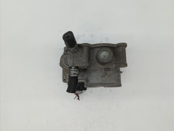 2011-2018 Toyota Corolla Throttle Body P/N:22030-0T080 Fits Fits 2011 2012 2013 2014 2015 2016 2017 2018 OEM Used Auto Parts