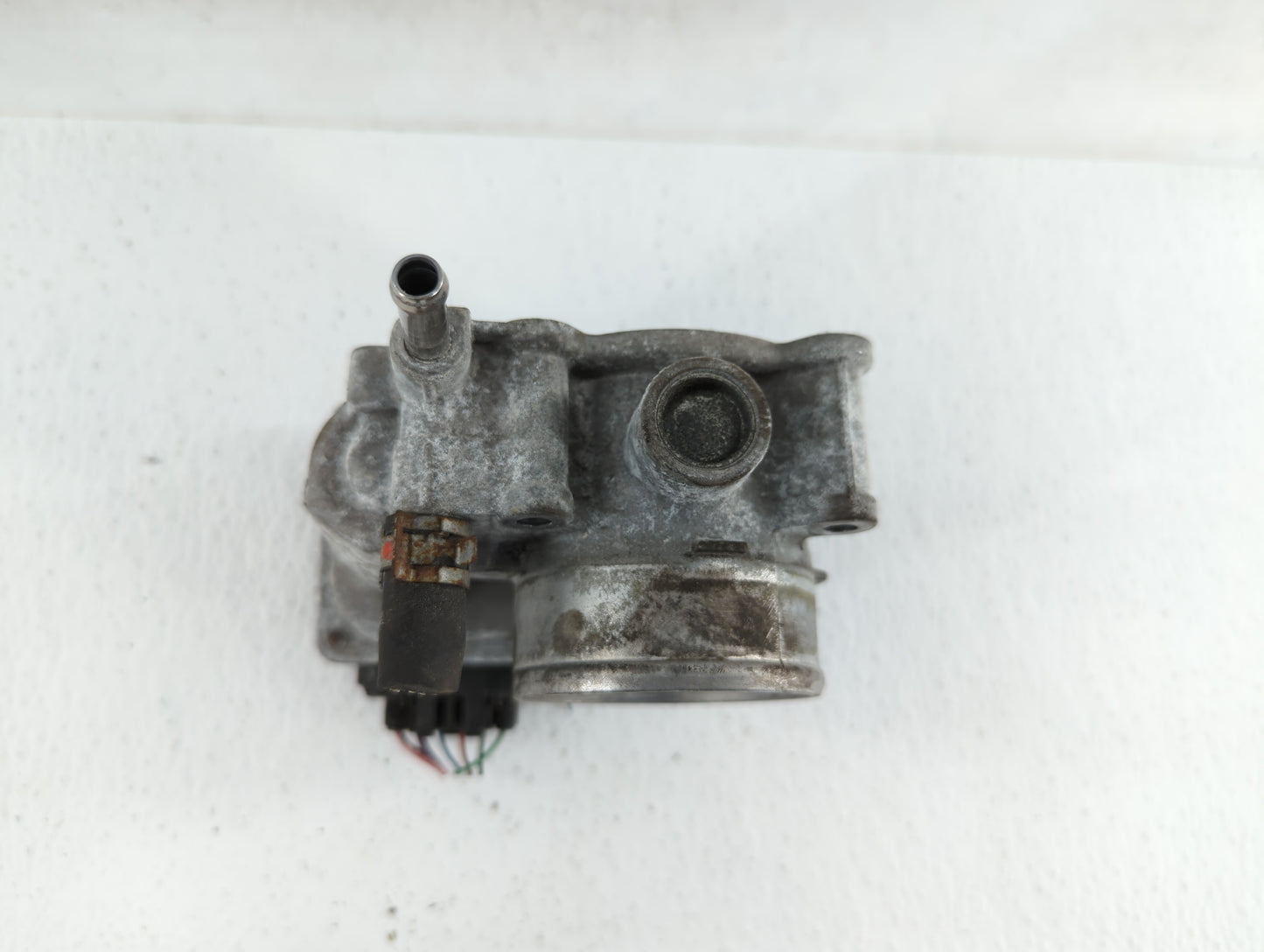 2011-2018 Toyota Corolla Throttle Body P/N:22030-0T080 Fits Fits 2011 2012 2013 2014 2015 2016 2017 2018 OEM Used Auto Parts